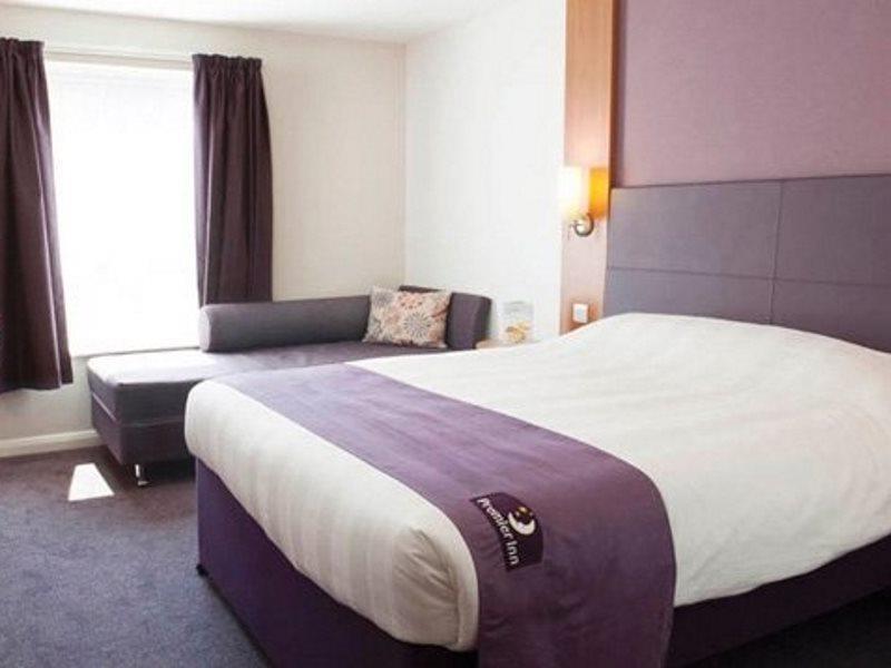 Premier Inn Stirling South Экстерьер фото
